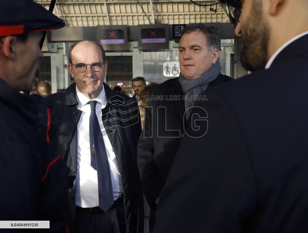 Visit of the Minister of Transport and the President of the SNCF at the Gare de Lyon - Paris