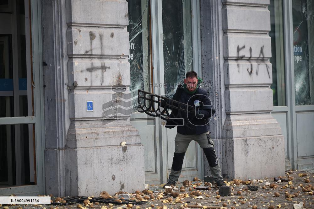 Farmers Protest Ahead Of EU Summit - Brussels
