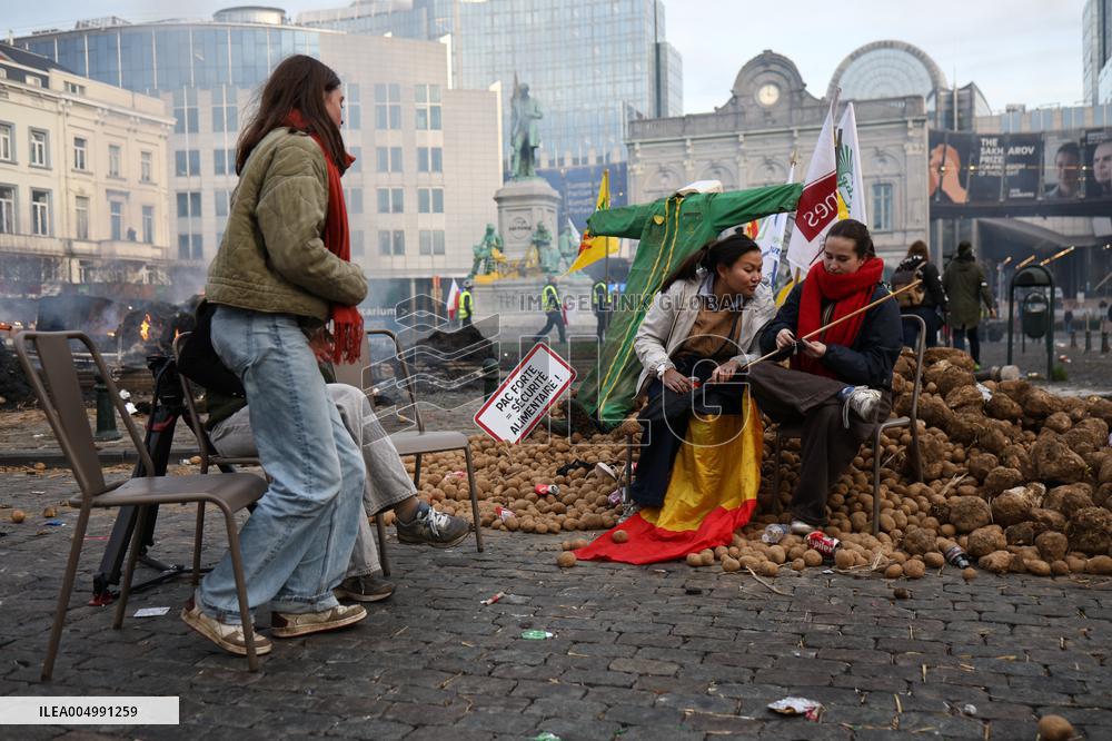 Farmers Protest Ahead Of EU Summit - Brussels