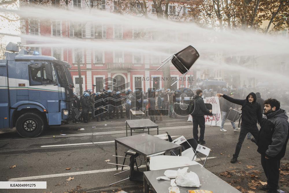 Police Raid on The Askatasuna Social Center - Turin