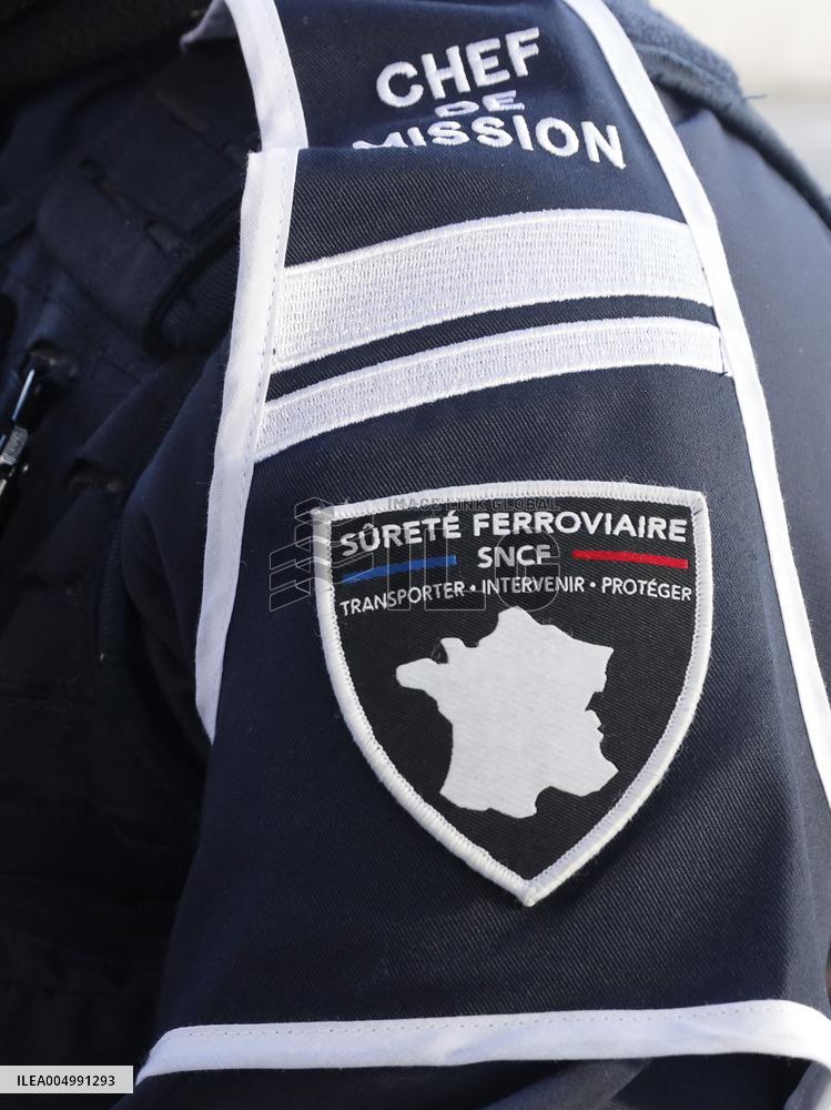 SNCF Illustration de la Police Ferroviaire a la Gare de Lyon