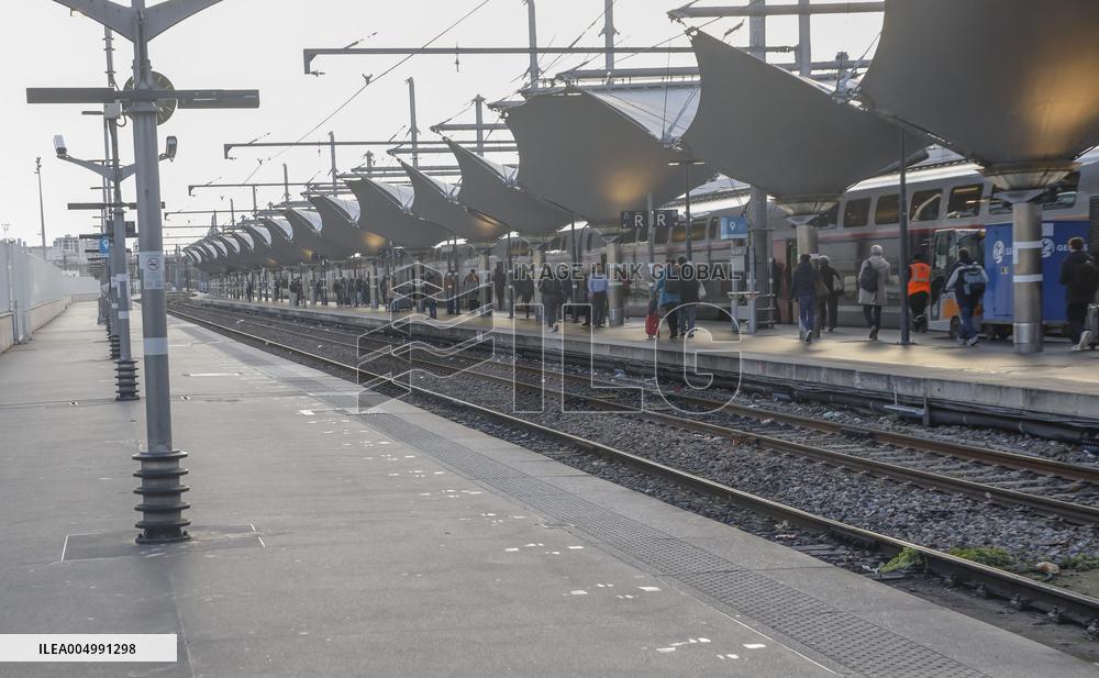 SNCF Illustration de la Police Ferroviaire a la Gare de Lyon
