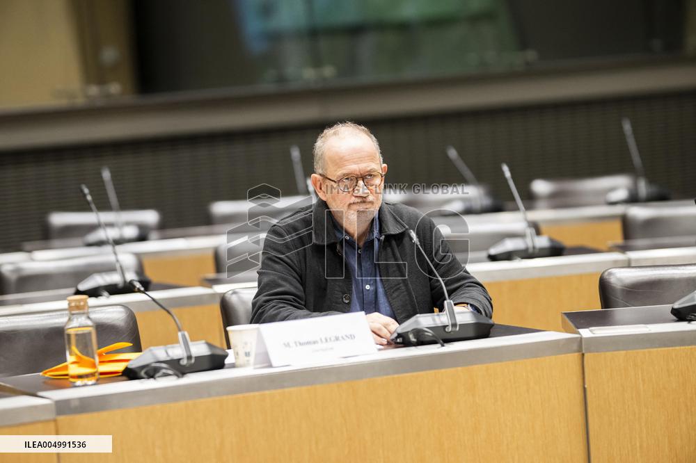 Hearing on Public Broadcasting Neutrality Held - Paris