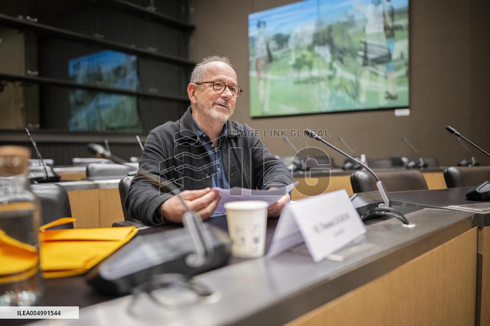 Hearing on Public Broadcasting Neutrality Held - Paris