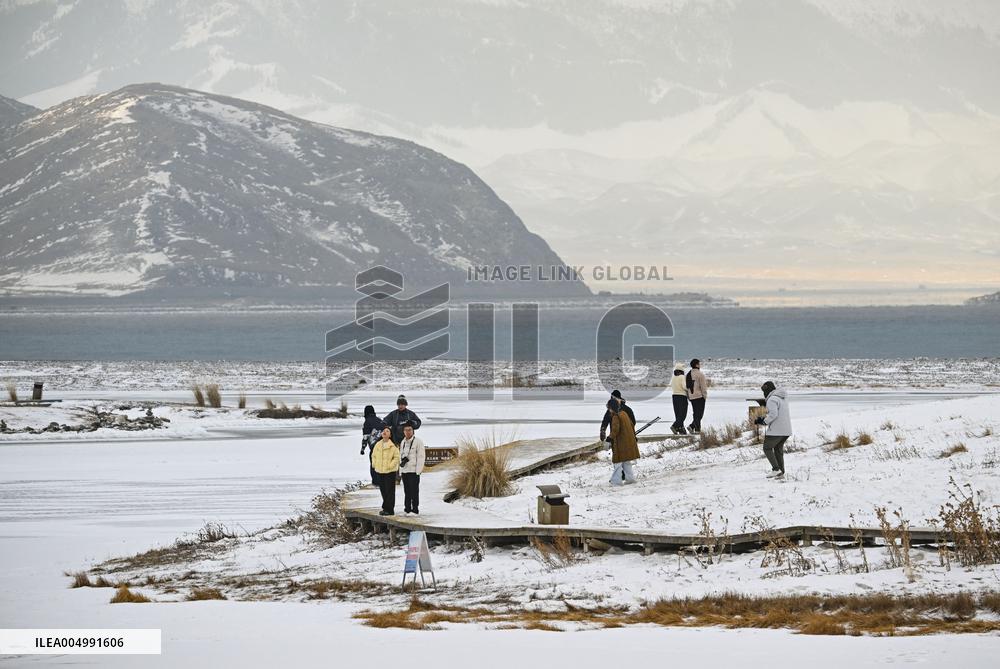 Winter Scenery At Sayram Lake - Xinjiang