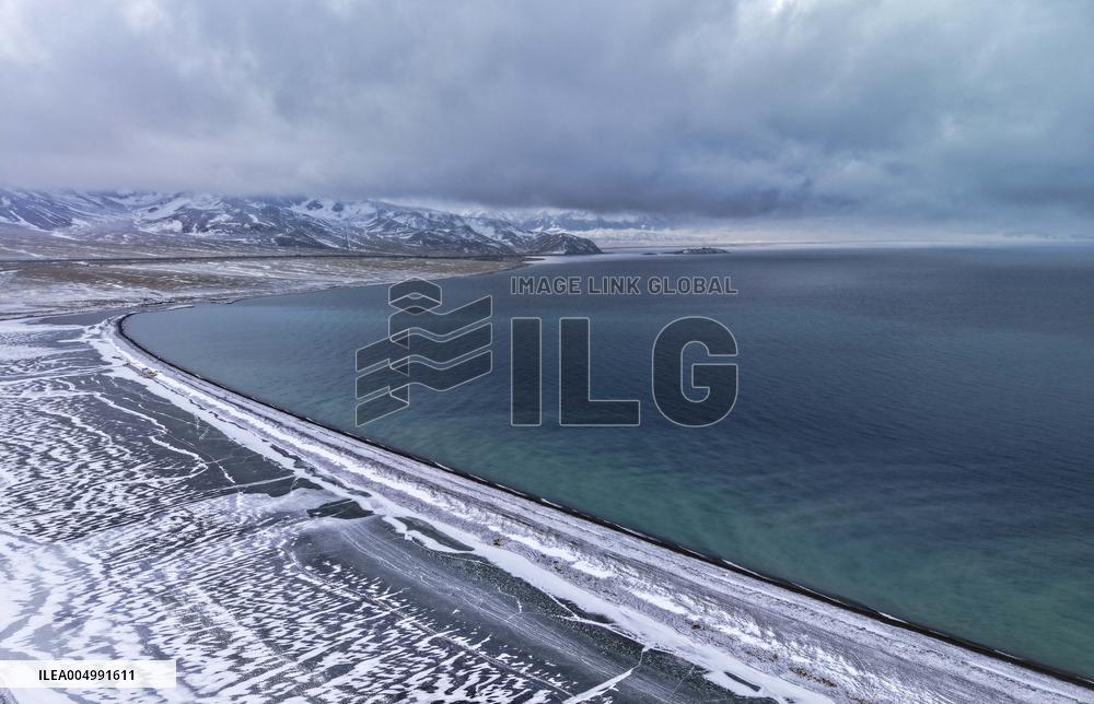 Winter Scenery At Sayram Lake - Xinjiang