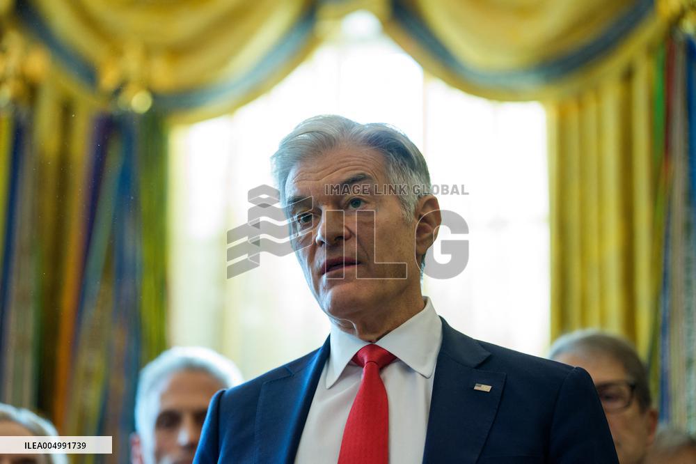 Trump Marijuana Executive Order Signing