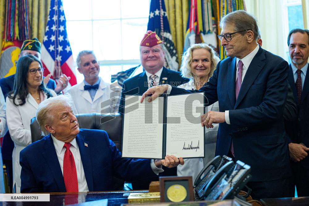 Trump Marijuana Executive Order Signing