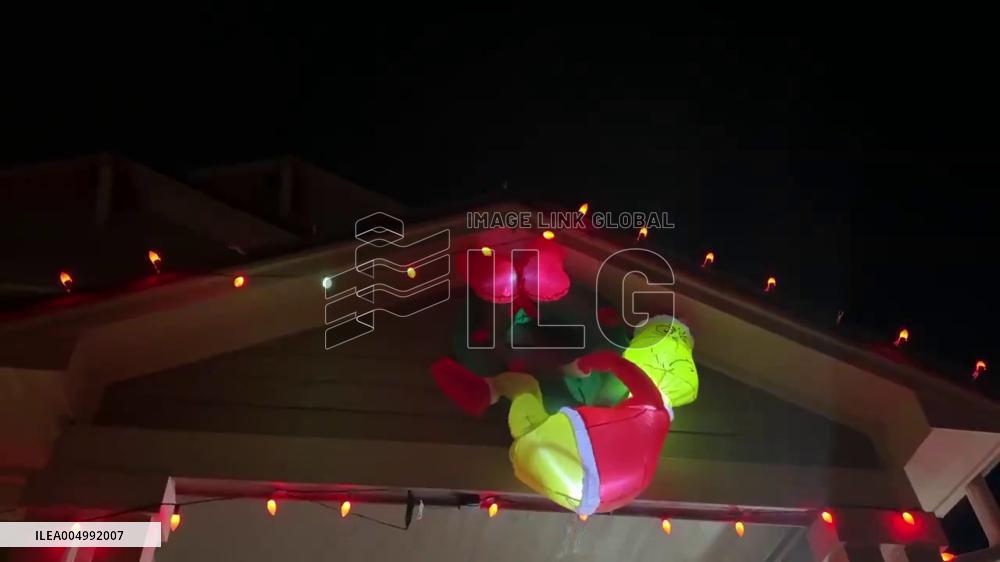 US: Hurricane-Force Winds Cause Widespread Power Outages in Colorado