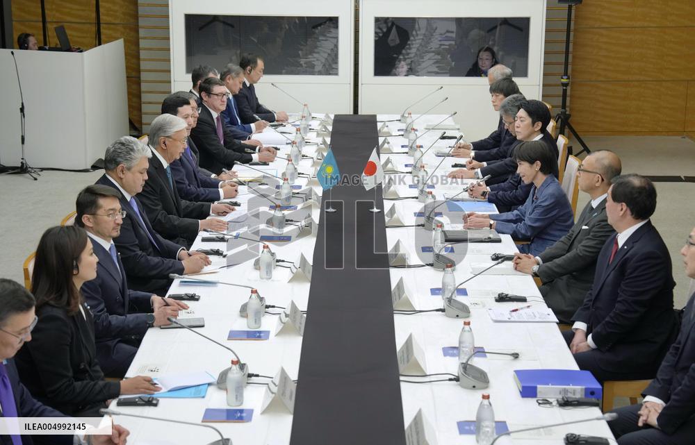 Japan, Kazakhstan agree to strengthen partnership