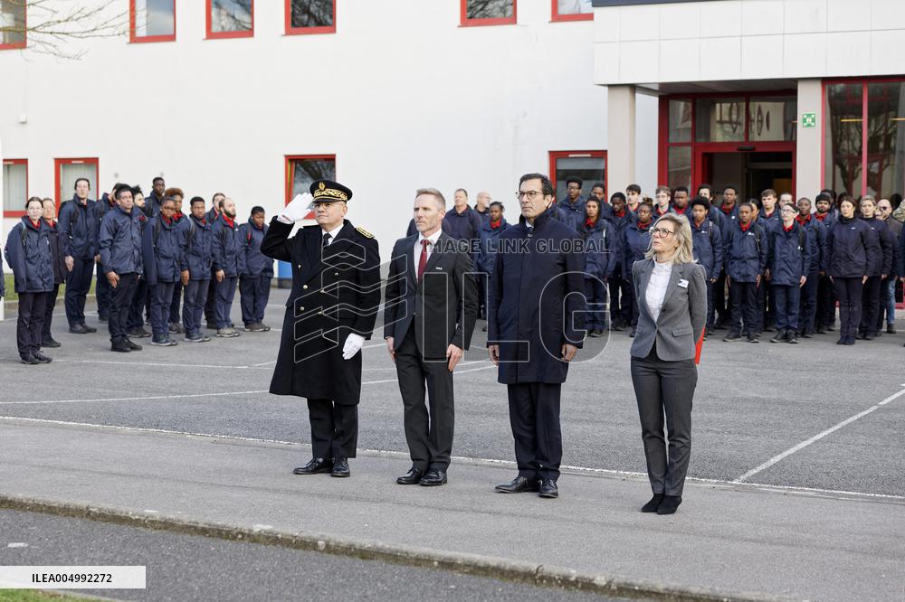 Jean-Pierre Farandou Visits To EPIDE - Margny-les-Compiegne