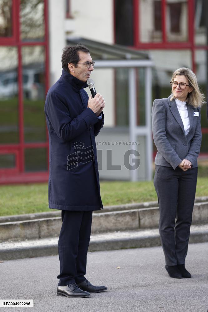 Jean-Pierre Farandou Visits To EPIDE - Margny-les-Compiegne