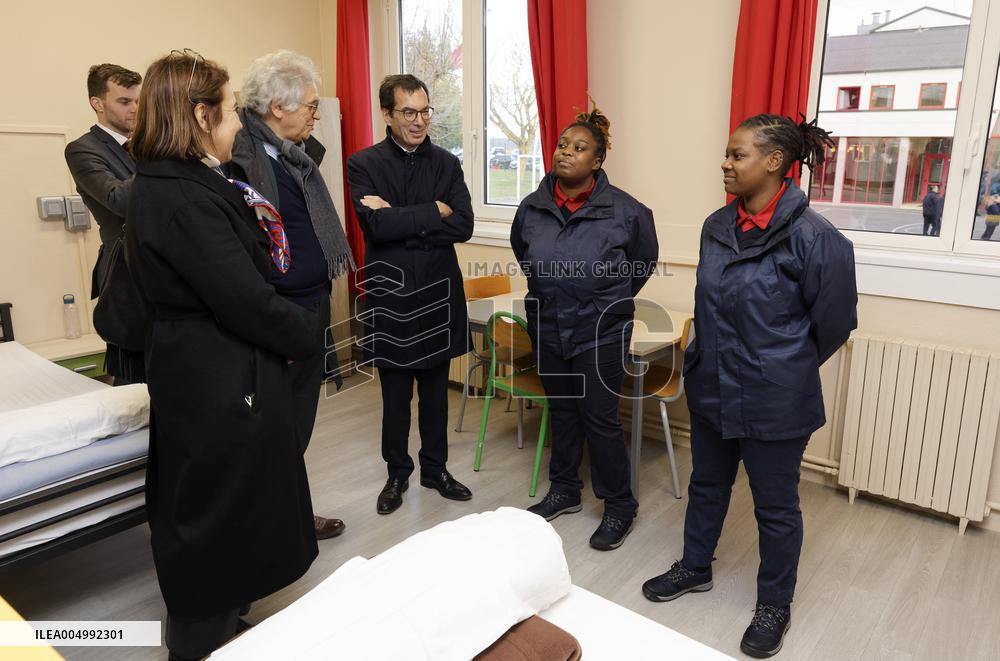 Jean-Pierre Farandou Visits To EPIDE - Margny-les-Compiegne