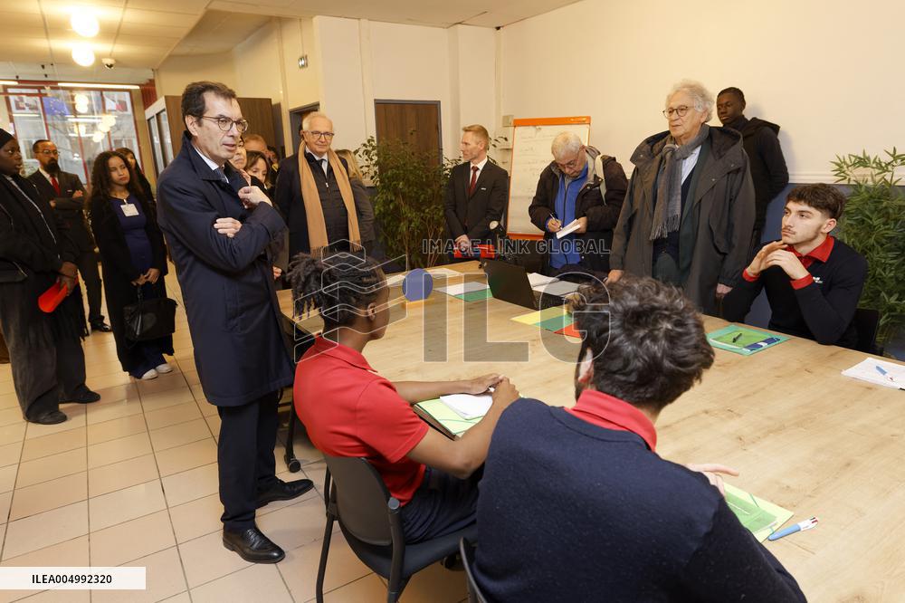 Jean-Pierre Farandou Visits To EPIDE - Margny-les-Compiegne