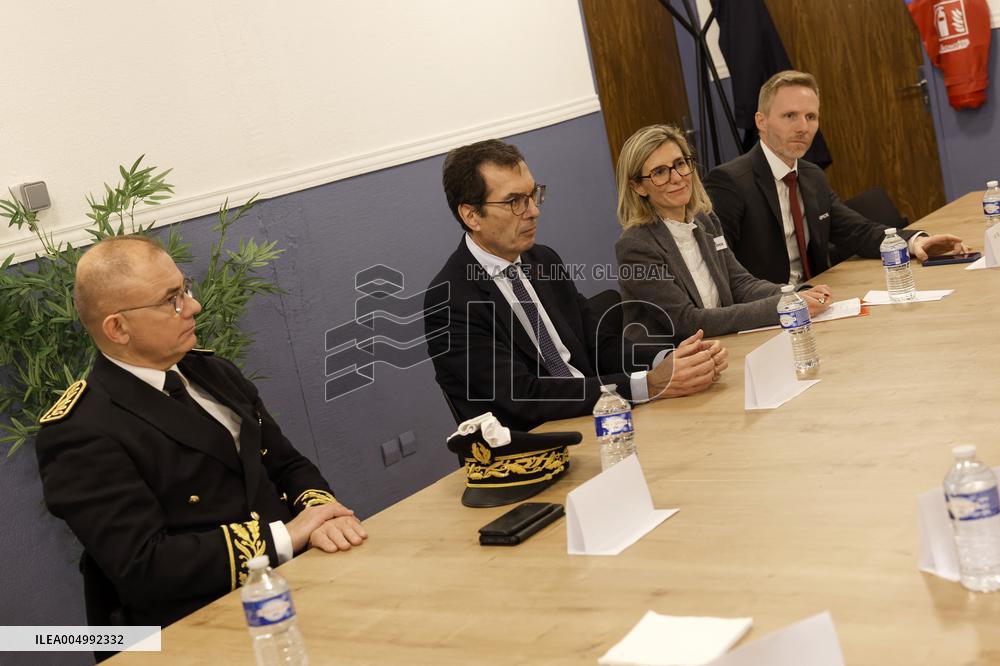 Jean-Pierre Farandou Visits To EPIDE - Margny-les-Compiegne