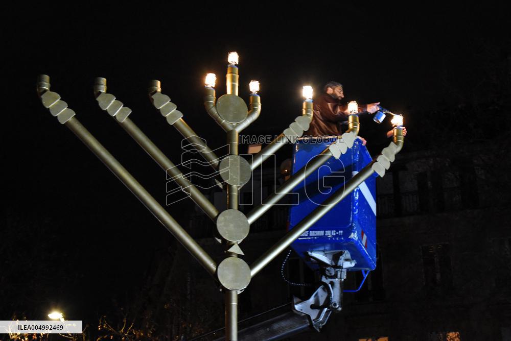 Security During The Jewish Holiday Hanukkah Lighting Ceremony In Paris