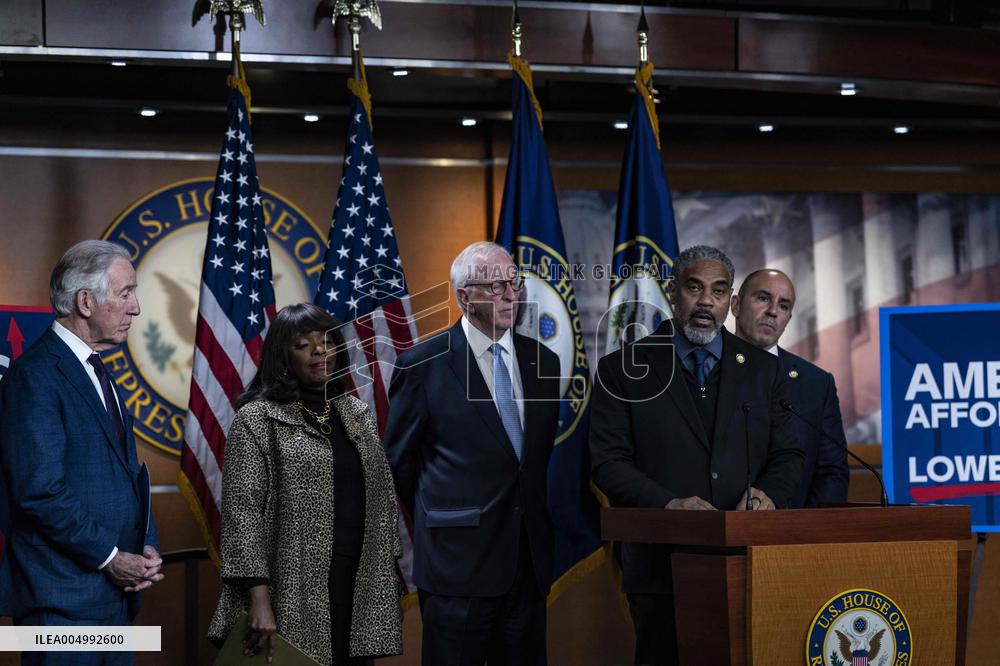 US House Democrats Press Conference on the Proposed American Affordability Bill