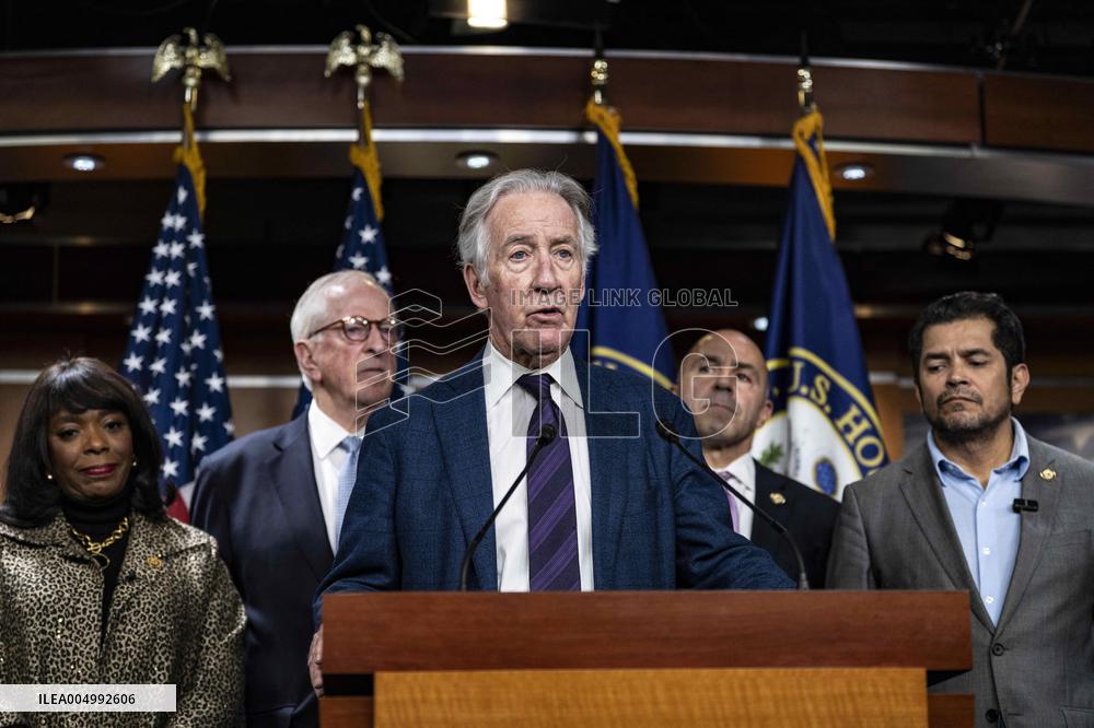 US House Democrats Press Conference on the Proposed American Affordability Bill