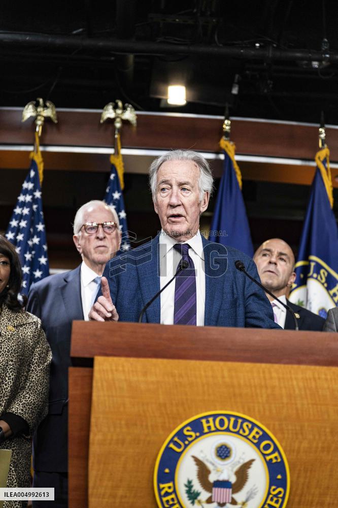 US House Democrats Press Conference on the Proposed American Affordability Bill