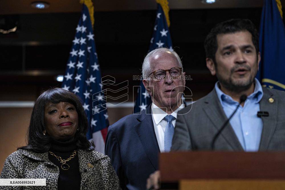 US House Democrats Press Conference on the Proposed American Affordability Bill