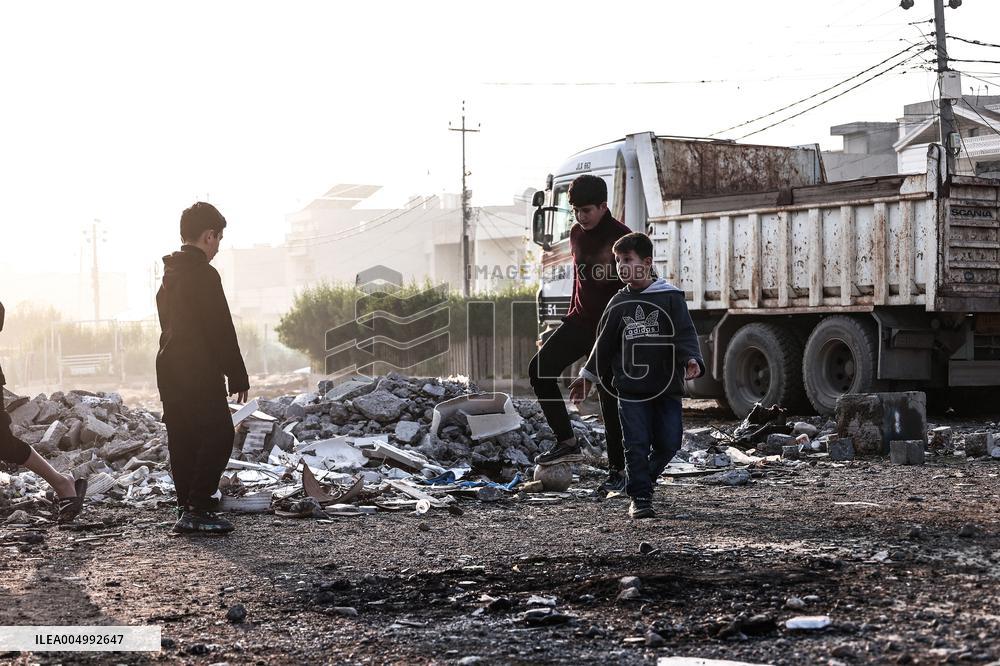 The Warmth Of Play In Erbil s Cold And Fog