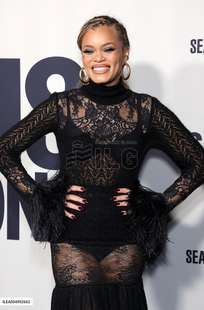 Is This Thing On Premiere - LA