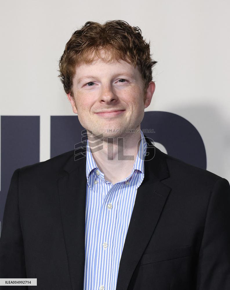 Is This Thing On Premiere - LA