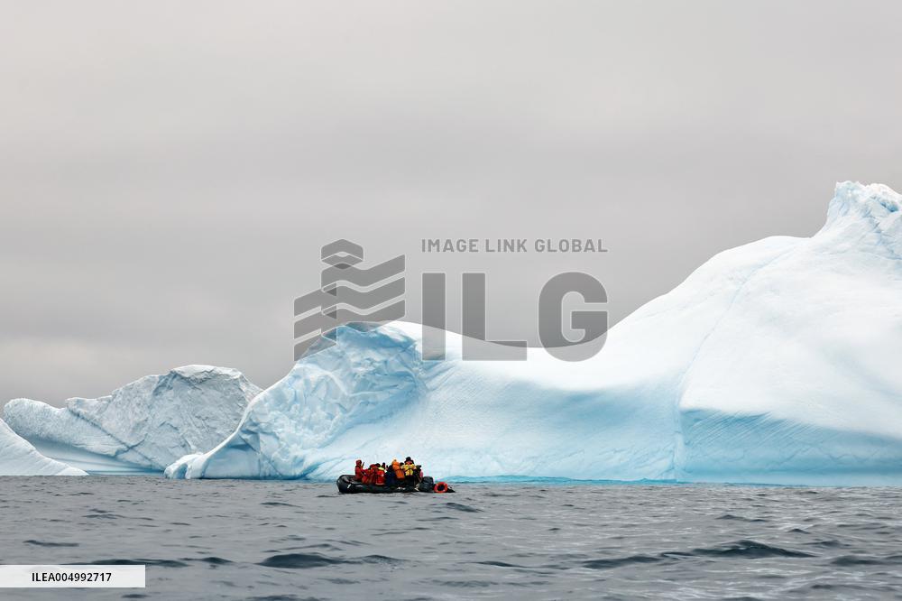 World's Giant Glaciers Could Disappear By 2050 - Antarctica