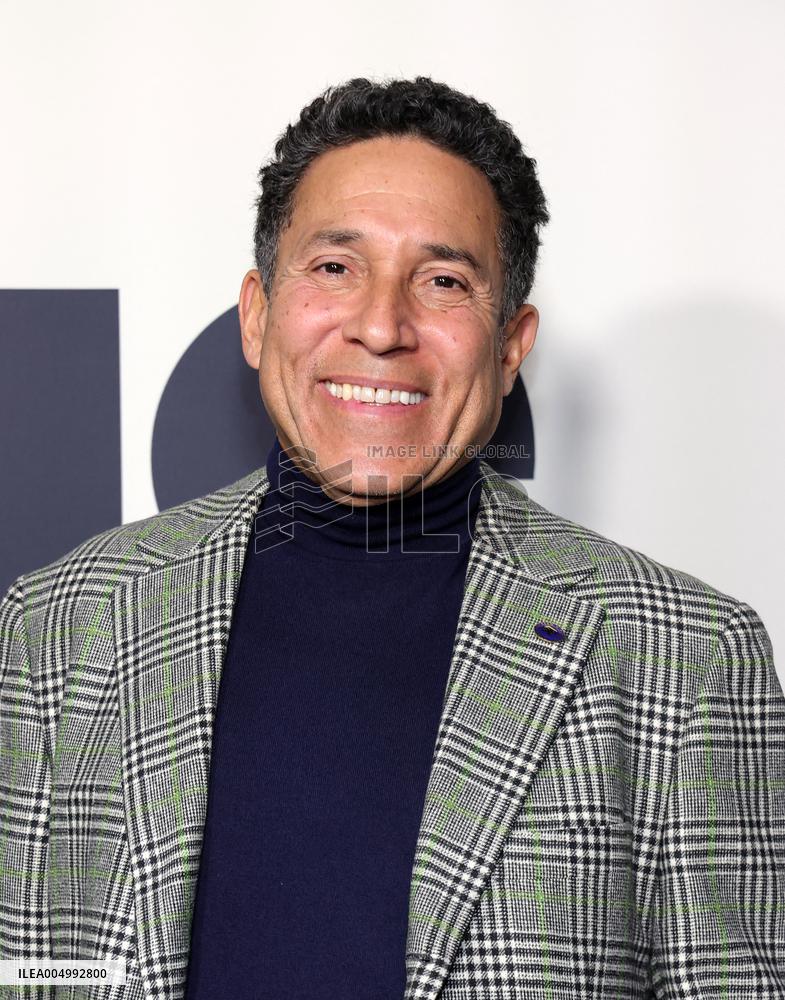 Is This Thing On Premiere - LA