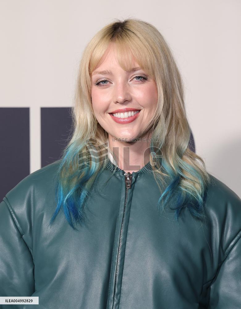 Is This Thing On Premiere - LA