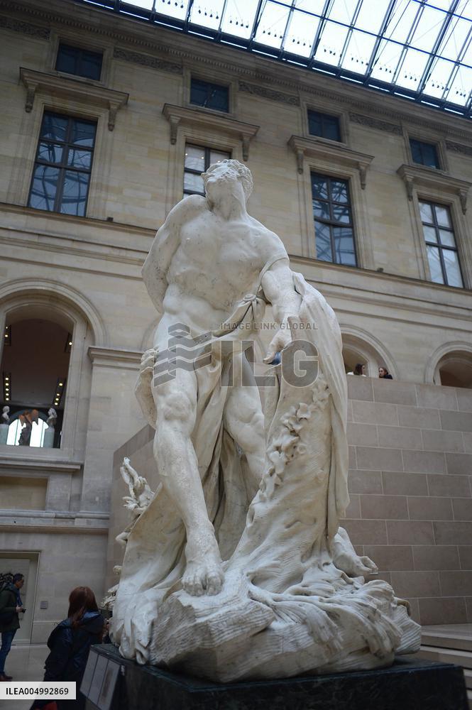 Illustrations - Louvre Museum - Paris