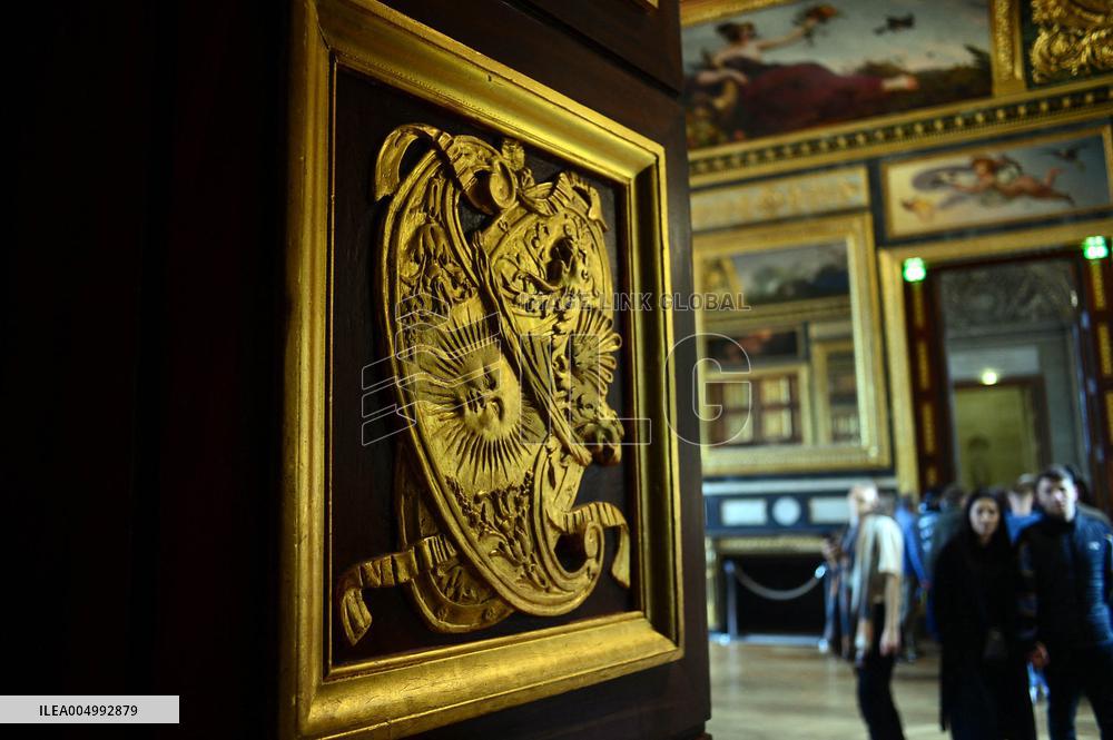 Illustrations - Louvre Museum - Paris