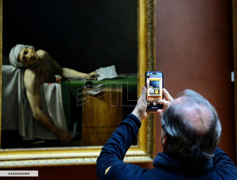 Illustrations - Louvre Museum - Paris