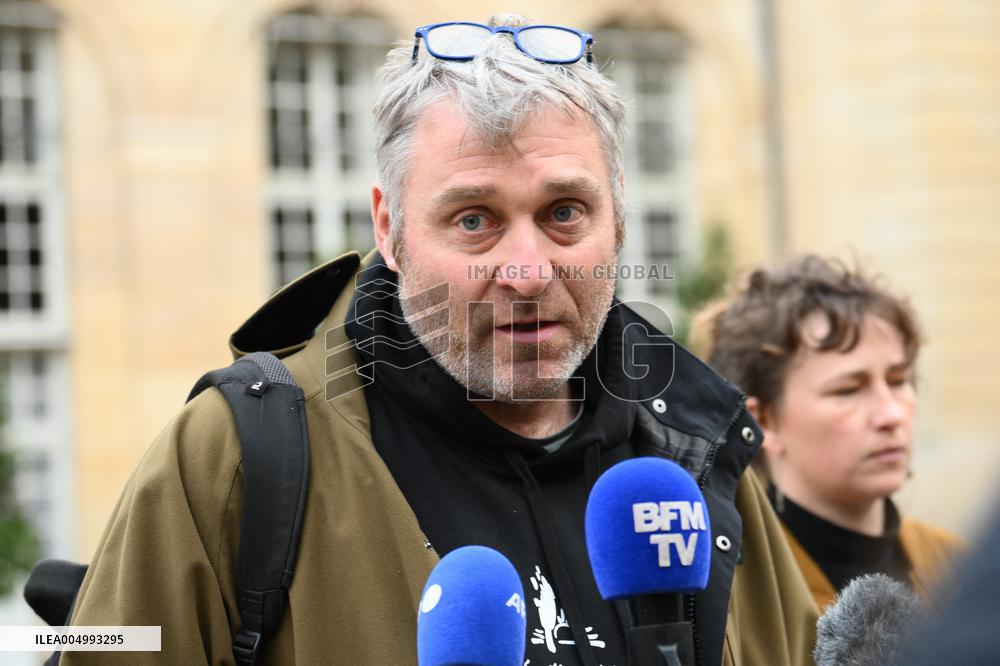 Confederation Paysanne General Secretary at the Hotel Matignon - Paris