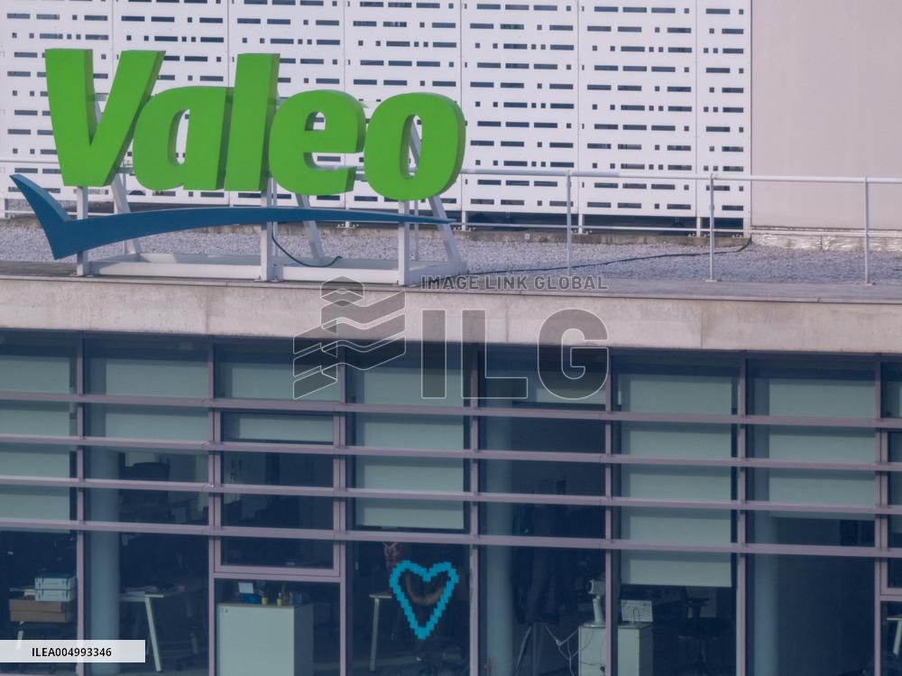 Valeo Research Center - Creteil