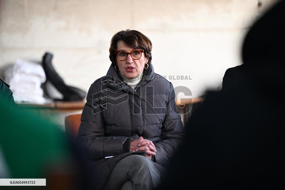 French Minister of Agriculture Visits A Farm - Yvelines