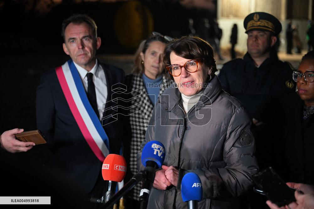 French Minister of Agriculture Visits A Farm - Yvelines