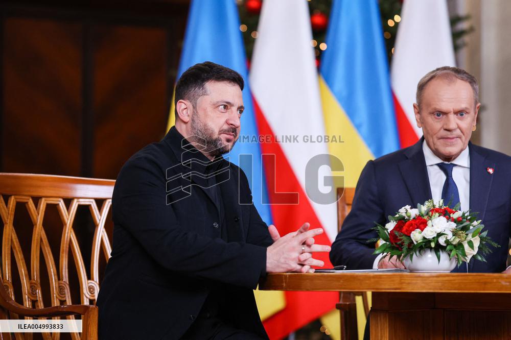 Ukrainian President Volodymyr Zelensky visits Warsaw  Poland