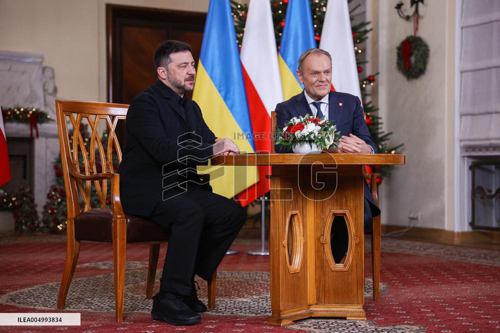 Ukrainian President Volodymyr Zelensky visits Warsaw  Poland