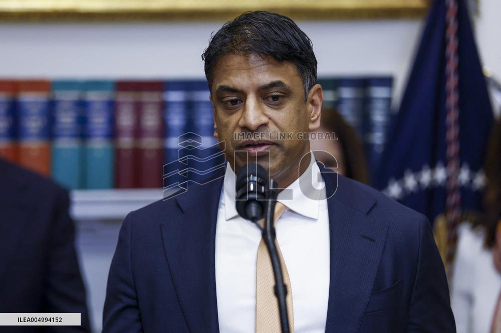 President Trump delivers remarks on lowering the prices of drugs and pharmaceuticals