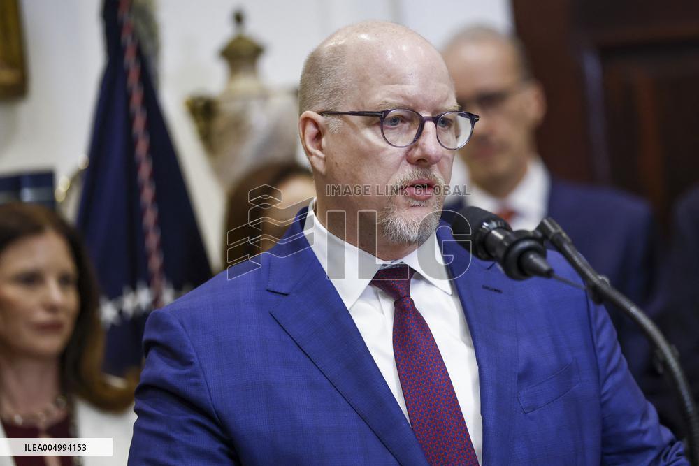 President Trump delivers remarks on lowering the prices of drugs and pharmaceuticals