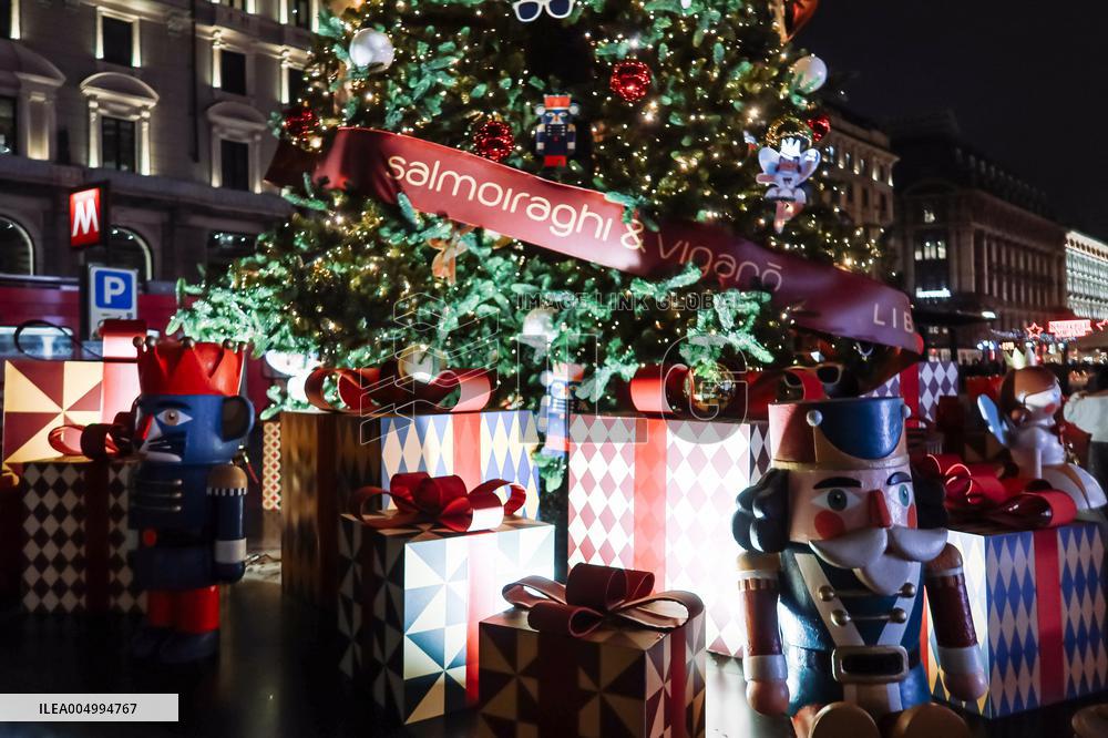 Christmas Atmosphere With Lights In Milan - Italy