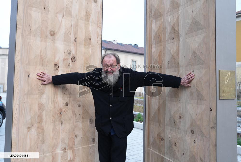 Inauguration of the Gate of Hope - Milan