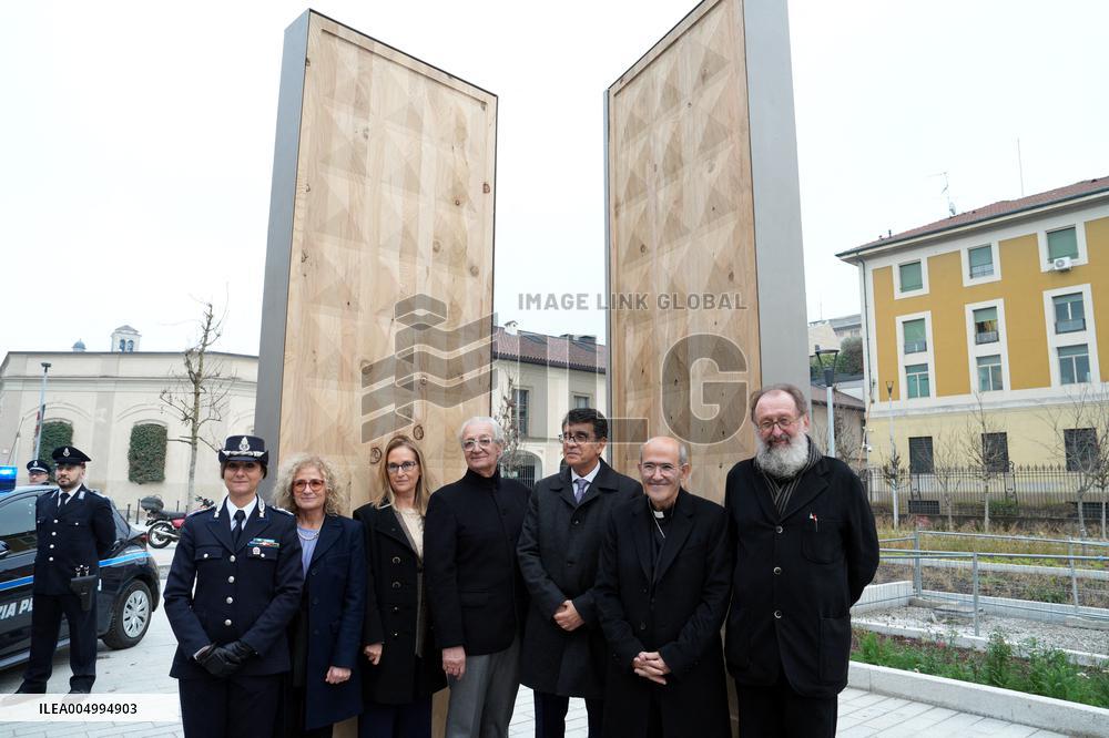 Inauguration of the Gate of Hope - Milan