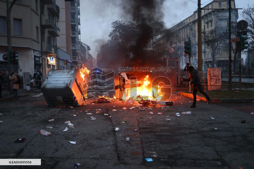 Clashes During The Protest Against The Askatasuna Eviction - Turin