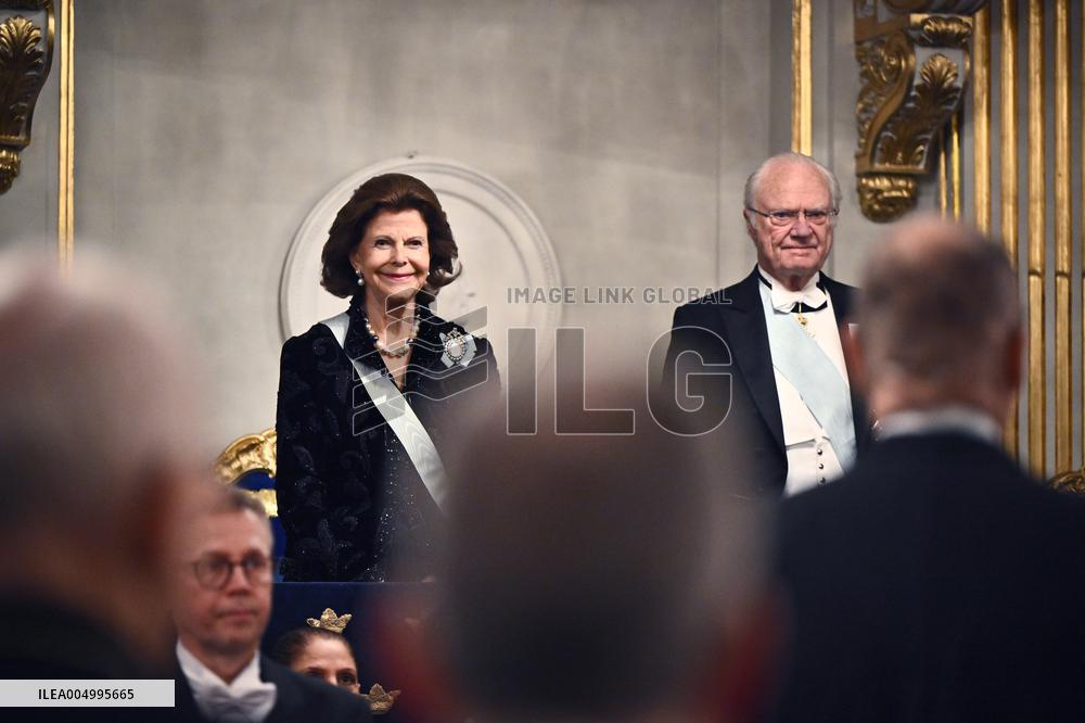 ROYALS SWEDISH ACADEMY