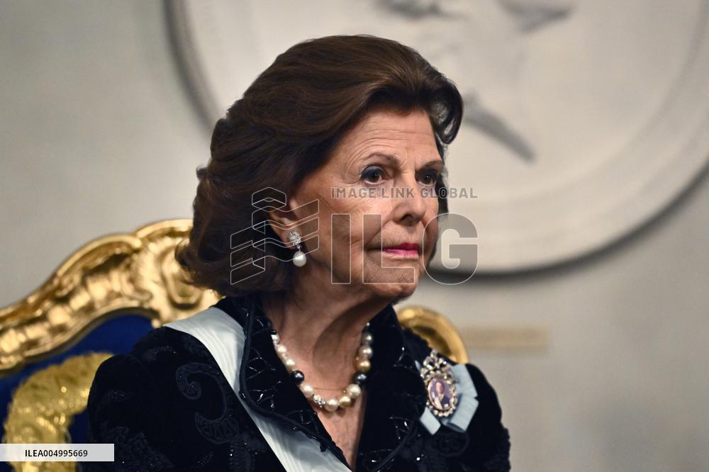 ROYALS SWEDISH ACADEMY