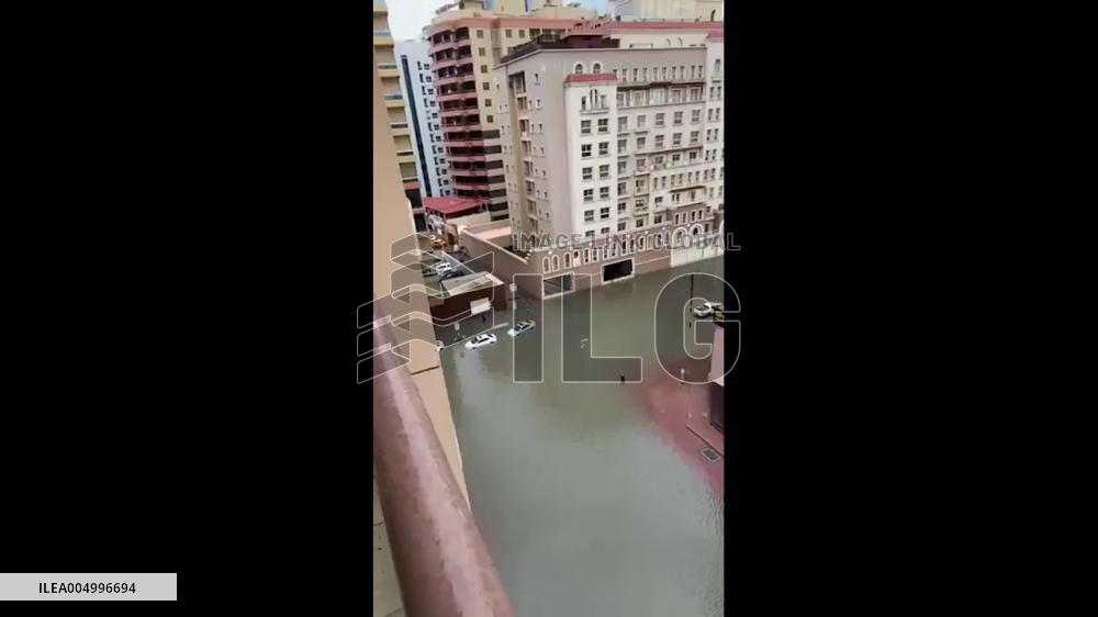 UAE: Record Rainfall Triggers Severe Flooding in Dubai 3