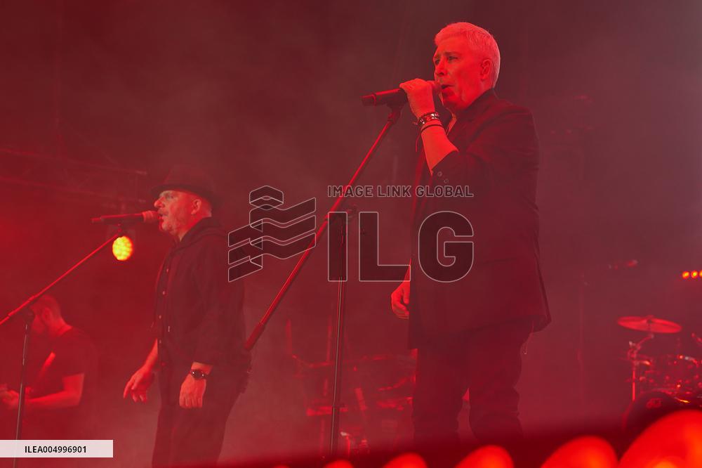 Two Voices and One History” Tour - Madrid