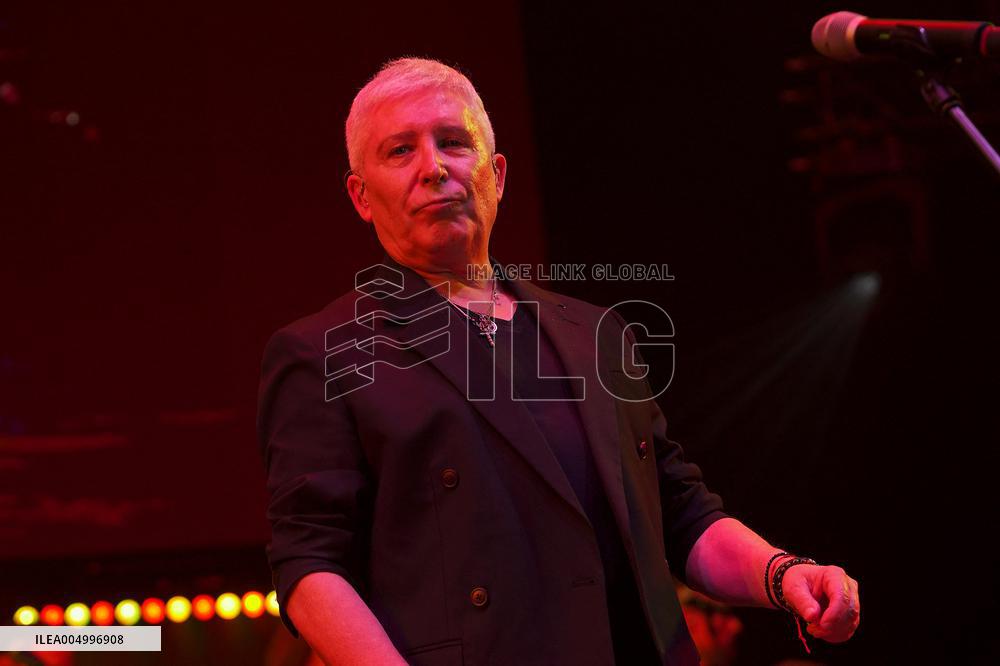 Two Voices and One History” Tour - Madrid